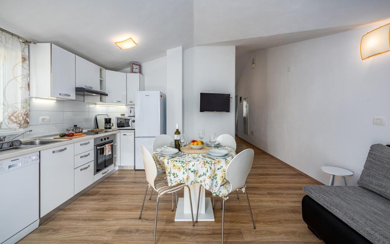Apartment Kraljevic ウマグ エクステリア 写真